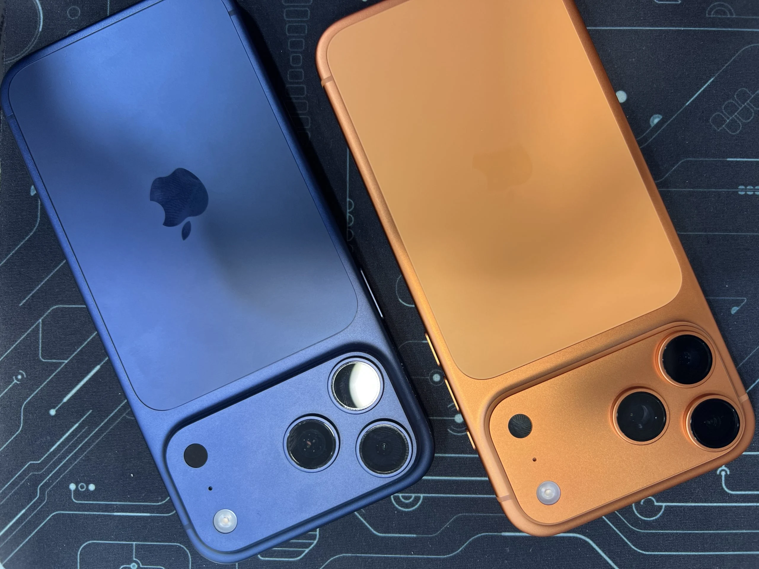 گوشی موبایل اپل iphone 17promax zaa تک سیم کارت +ای سیم ظرفیت ۲۵۶گیگ رم ۱۲ - Image 2